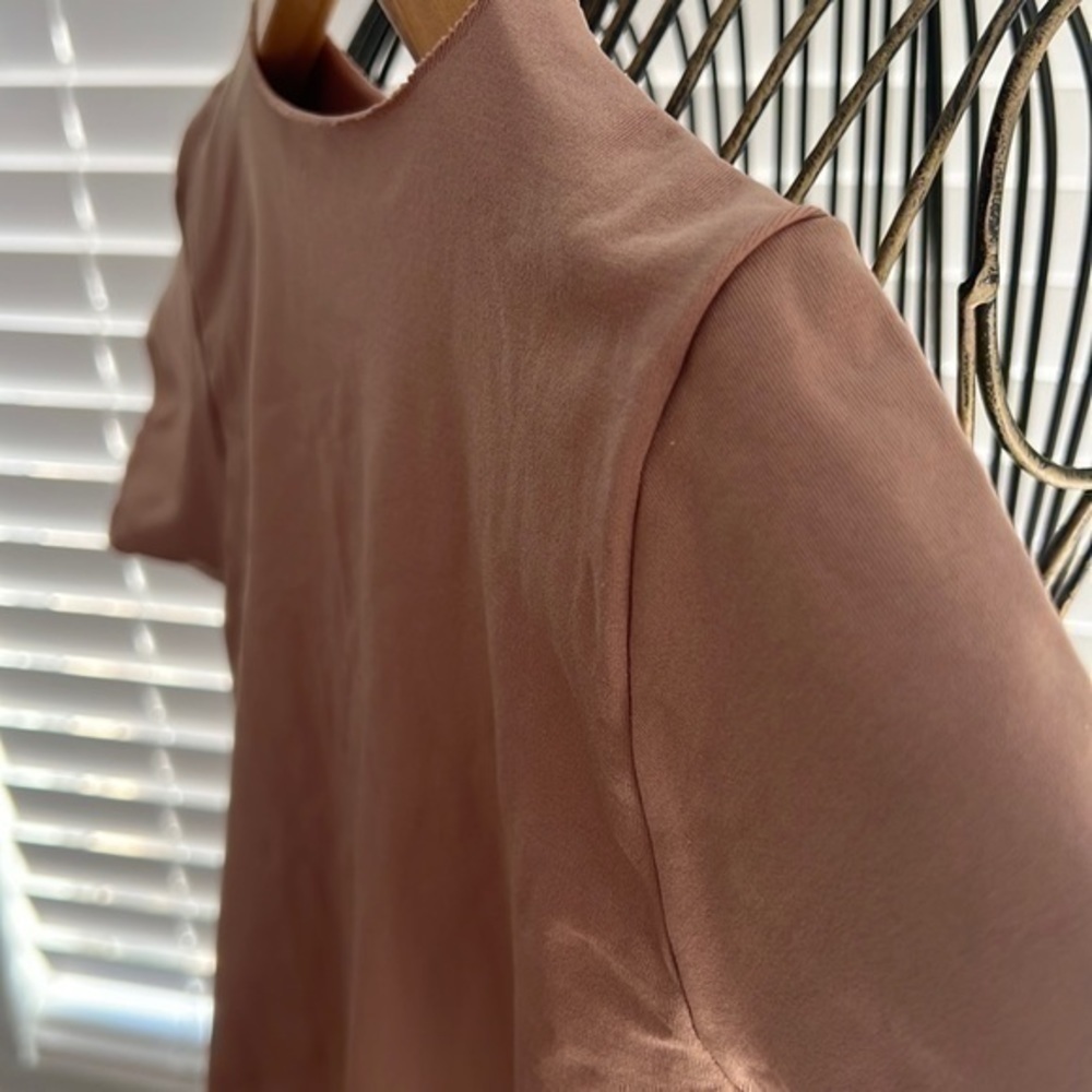 Essential T-Shirt Bodysuit - Picture 9 of 13